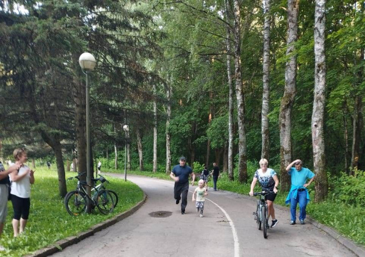 Мама, папа, я- спортивная семья! Мама, папа, я- спортивная семья!.